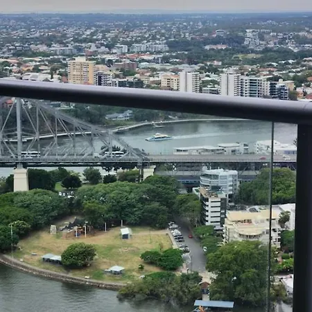 Homestay Aurora Tower Suits Brisbane
