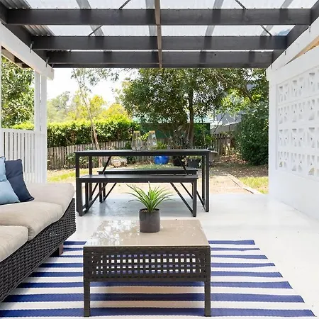 Pet Friendly Family 3km To Cbd Holiday home *