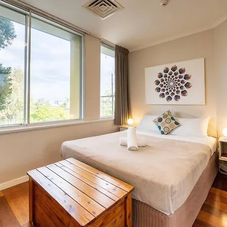 Stunning 1b1b River View Apt W Parking + Wifi Apartment Brisbane