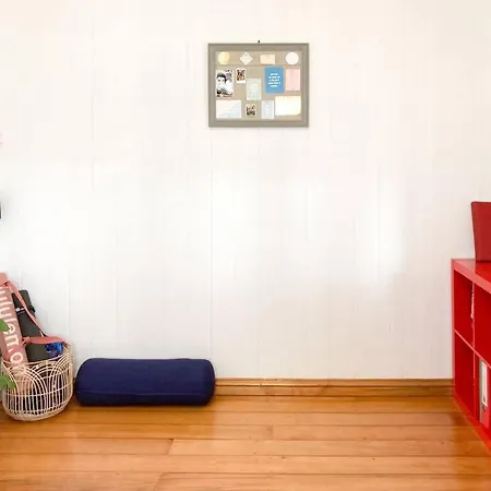 Holiday home Tranquil 3 Beds 1 Study 2 Baths Family W Parking Nr Cbd