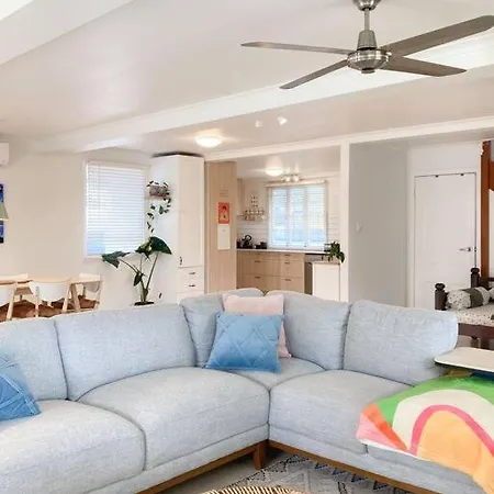 Tranquil 3 Beds 1 Study 2 Baths Family W Parking Nr Cbd Holiday home
