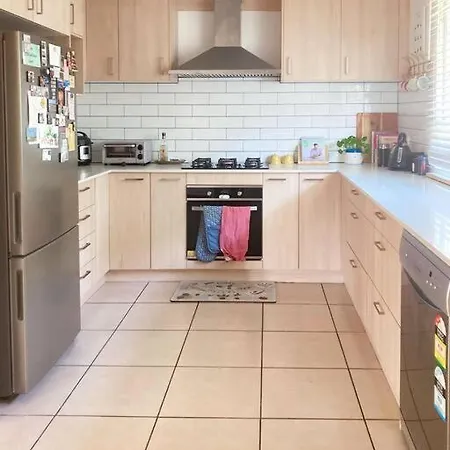 Tranquil 3 Beds 1 Study 2 Baths Family W Parking Nr Cbd Holiday home *