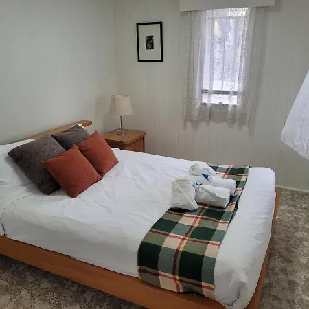 Spacious Close To Cbd And Airport