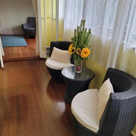 Spacious Close To Cbd And Airport Holiday home *