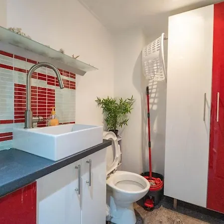 Apartment Duplex 2beds 2baths Fortitude Valley W Parking Pool Walk To Everything