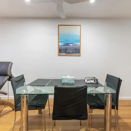 Duplex 2beds 2baths Fortitude Valley W Parking Pool Walk To Everything *