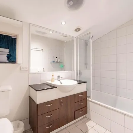 Duplex 2beds 2baths Fortitude Valley W Parking Pool Walk To Everything Apartment Brisbane