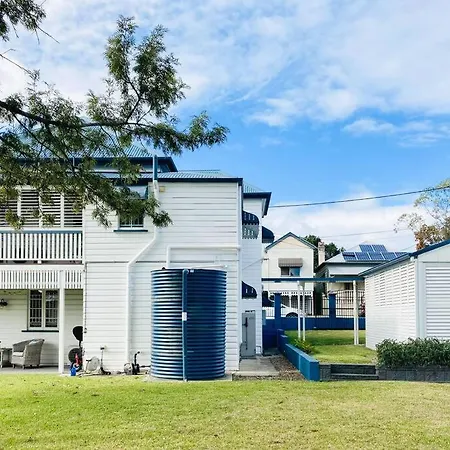 Holiday home Tranquil 3 Beds 1 Study 2 Baths Family W Parking Nr Cbd