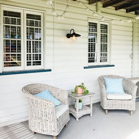 Holiday home Tranquil 3 Beds 1 Study 2 Baths Family W Parking Nr Cbd *