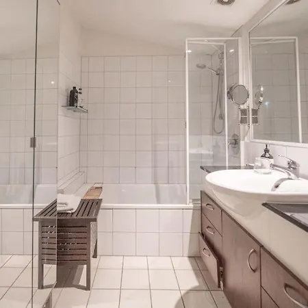 Apartment Duplex 2beds 2baths Fortitude Valley W Parking Pool Walk To Everything Brisbane