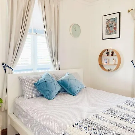 Holiday home Tranquil 3 Beds 1 Study 2 Baths Family W Parking Nr Cbd