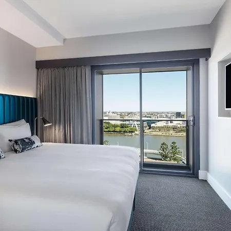 Aparthotel Adina 4*