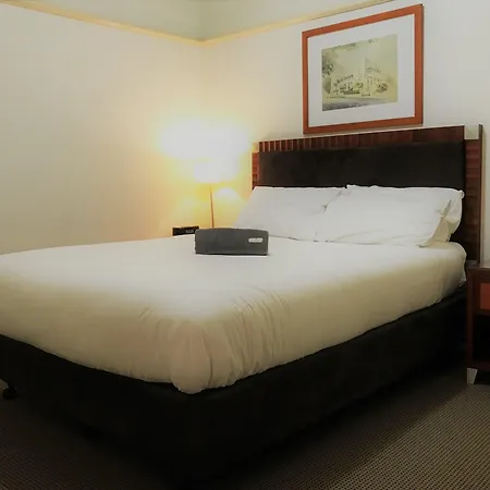 Evolution Aparthotel 5*
