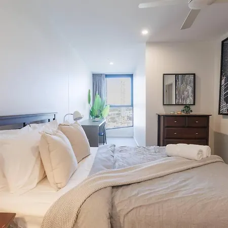 Luxurious 2 Bed Scape Retreat With Rooftop *