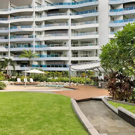 Stunning Waterfront Penthouse 3 Or 4 Bedrooms * Brisbane