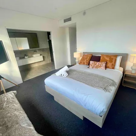Apartment Sub-penthouse In The Heart! *