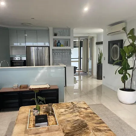 Dream Views Inner City-location, Location Apartment *