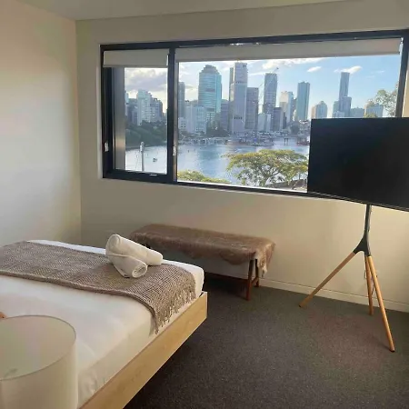 Sub-penthouse In The Heart!