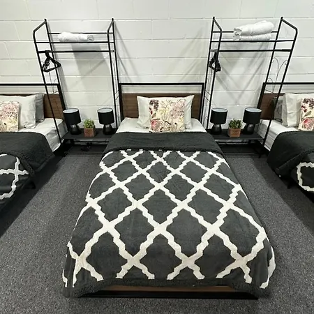 Apartment Stylish Luxury Executive Close To Everything ! Brisbane