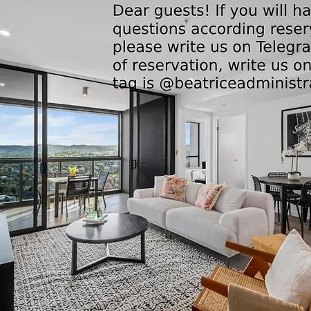 Spacious 3br Near Stadium W Views, Pool & Car Park *