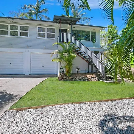 Holiday home 'the Palms' A Classic Queensland Retreat Brisbane