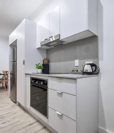 Apartment Modern 1 Bed 1 Bath Tiny House Oasis With Parking *