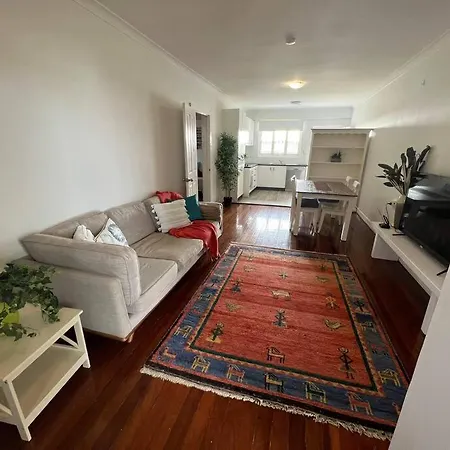 Paddington Pad With Back Deck And Free Car Space Close To Suncorp Apartment Brisbane