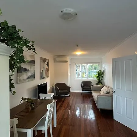 Paddington Pad With Back Deck And Free Car Space Close To Suncorp Apartment