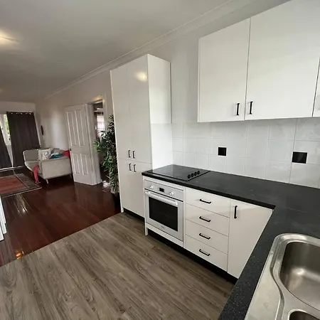 Paddington Pad With Back Deck And Free Car Space Close To Suncorp Brisbane