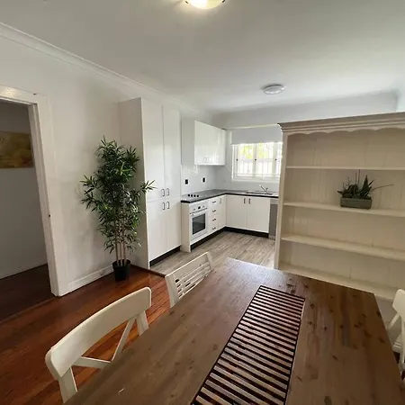 Paddington Pad With Back Deck And Free Car Space Close To Suncorp