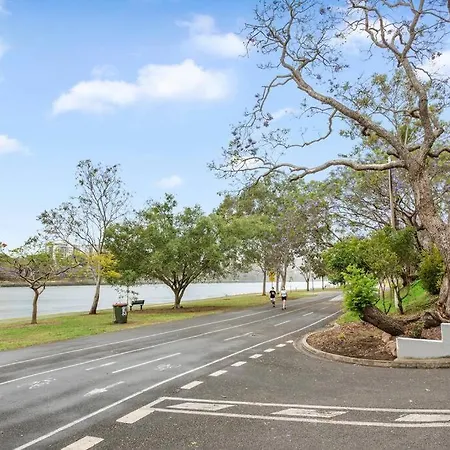 Riverfront Elegance! ~ 2bed/2bath/1car ~ West End Apartment Brisbane