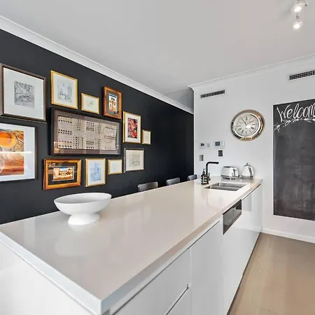 Riverfront Elegance! ~ 2bed/2bath/1car ~ West End Apartment Brisbane