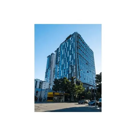 Apartment South 1bed 1bath With Carpark Gym Pool *