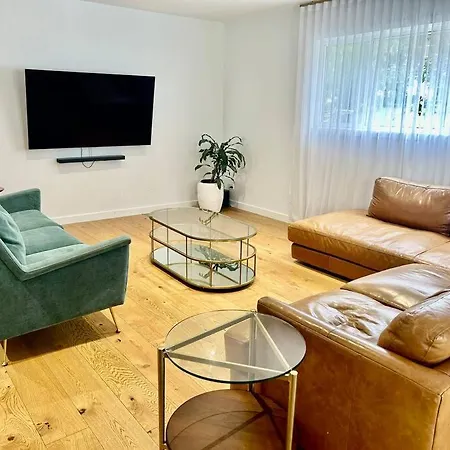 4br Family House, Pool. West End Holiday home Brisbane