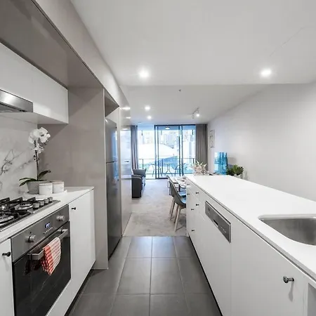 Urban Elegance 2b2b W Parking, Pool South