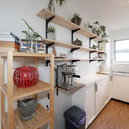 2b1b Apt Sunset View+parking+city+suncorp Stadium Apartment