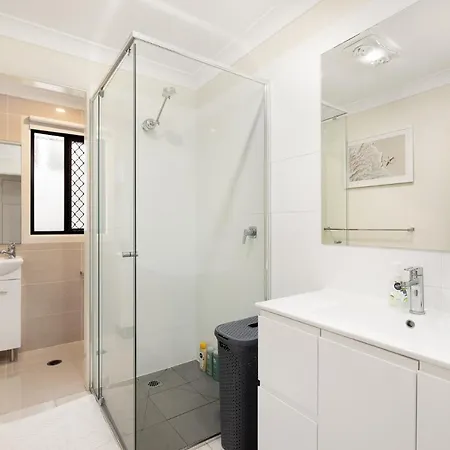 Apartment Getaway! Popcorn, Netflix And Speaker, Restaurants! Brisbane