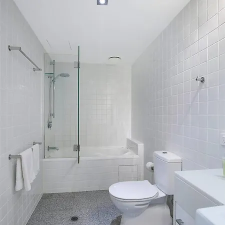 Stunning Sub-penthouse & Breathtaking River Views Apartment Brisbane