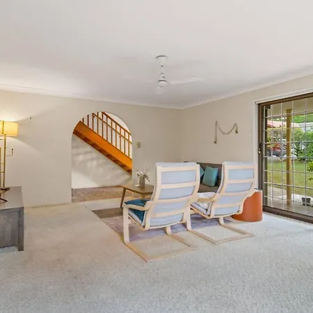 Holiday home 5mins Walk To Mall 4br Family Nicely Located Brisbane