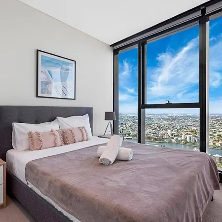 Apartment High Level Riverview 1b1b In Centre Of Cbd Brisbane
