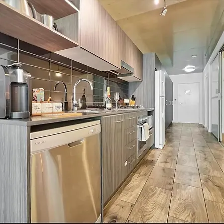 1bed Unit Inside Pavillion On Brookes Brisbane