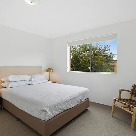 Spacious 2-bed Near Centre Apartment Brisbane