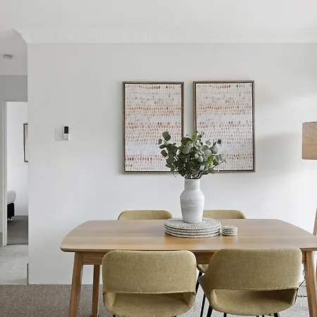 Apartment Spacious 2-bed Near Centre