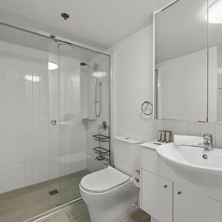 On Felix Luxury Apartment *