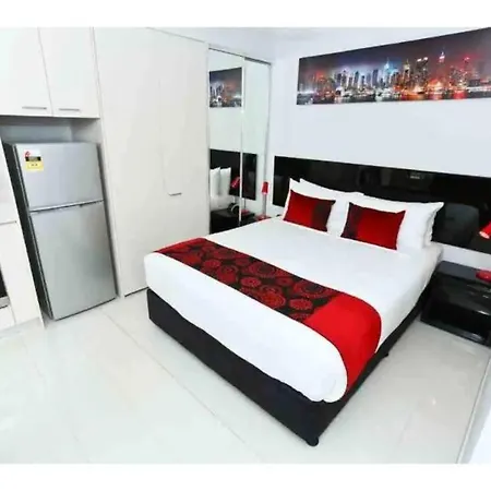 Apartment Cbd Modern Studio W/ Balcony + Pool + Gym + Sauna Brisbane
