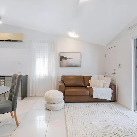 The Easton - Laidback Living Steps From The Gabba