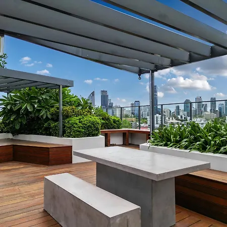Luxury Gabba