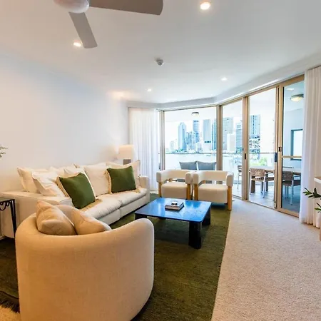 Apartment 2 Bedrooms 2 Bathrooms W Parking & Pool