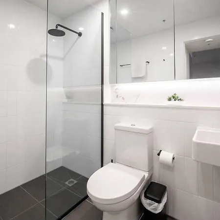 Urban Elegance 2b2b W Parking, Pool South
