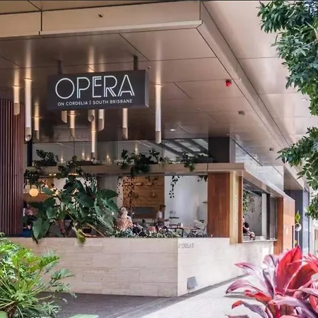 Urban Elegance 2b2b W Parking, Pool South